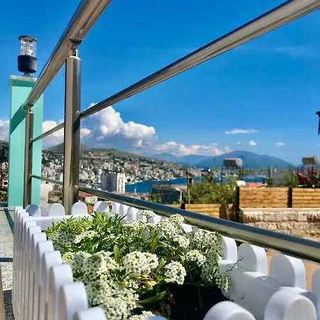 Crown Deluxe Apartments Sarande Exterior photo