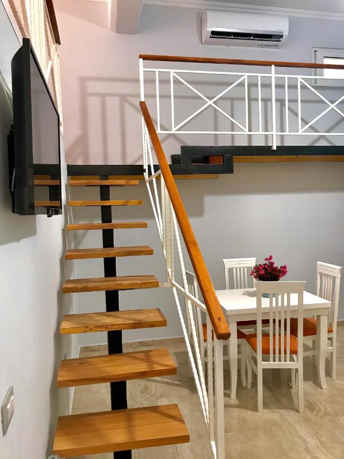 Crown Deluxe Apartment