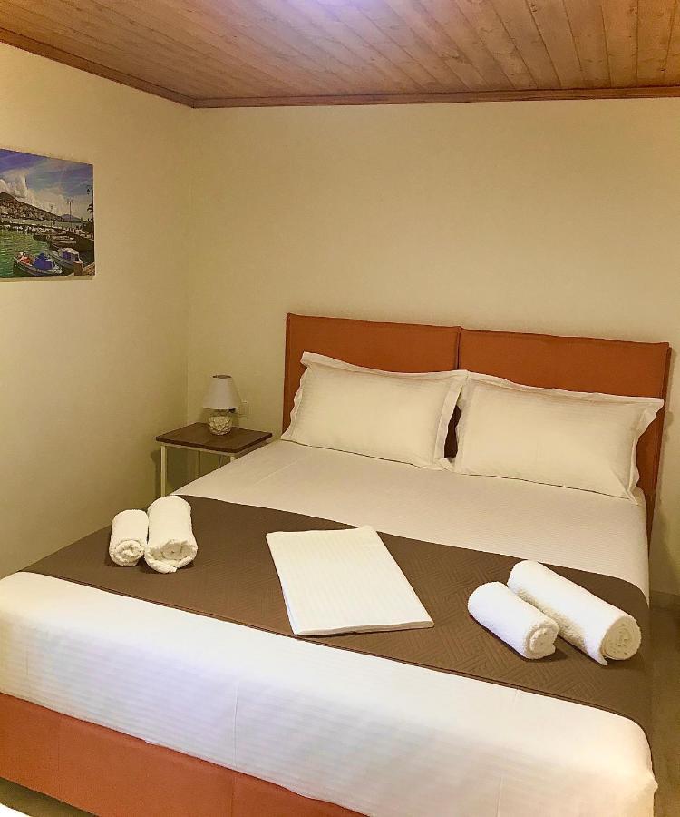 Apartment Crown Deluxe Sarande